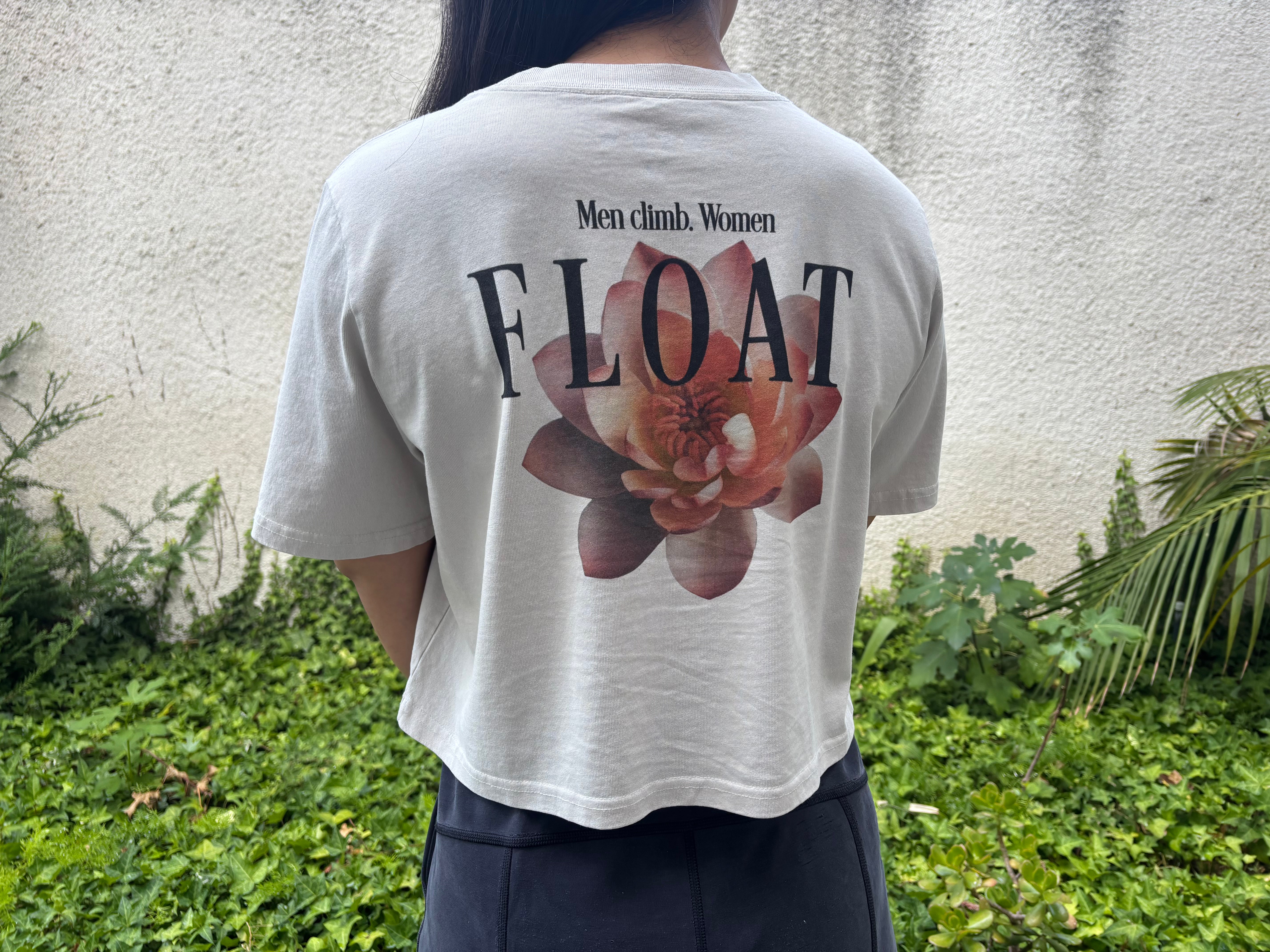 floatin' crop tee